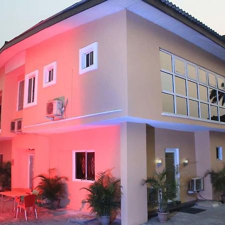 Chantella Suites Ikeja Exterior photo